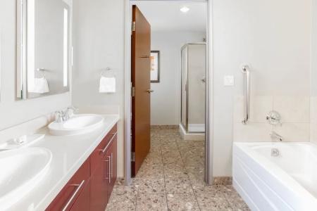 Staybridge Suites-Las Vegas - 94