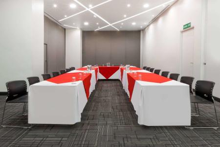 Ramada Encore by Wyndham Guadalajara - 16