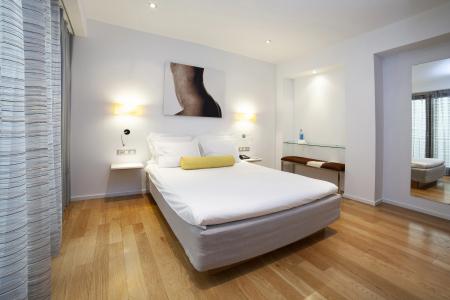 Petit Palace Tres - 2