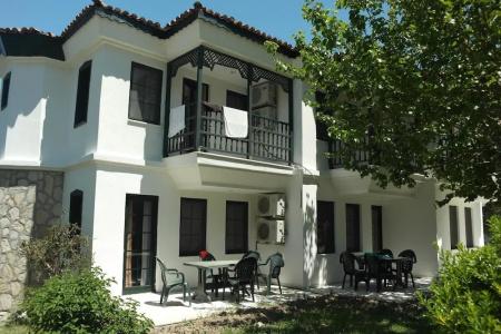 Club Mel - 0