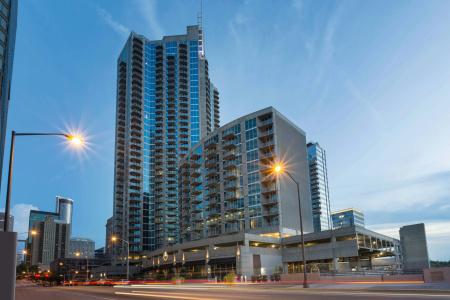 Twelve Downtown, Autograph Collection - 19