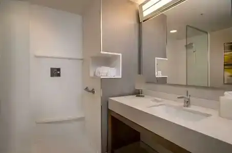 Courtyard by Marriott Queretaro - 52