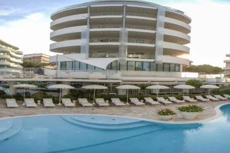 Premier & Suites - Premier Resort - 15