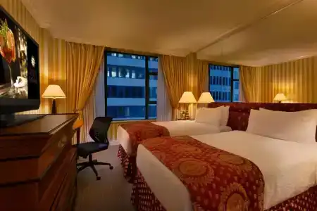 Le Soleil by Executive Hotels - 16