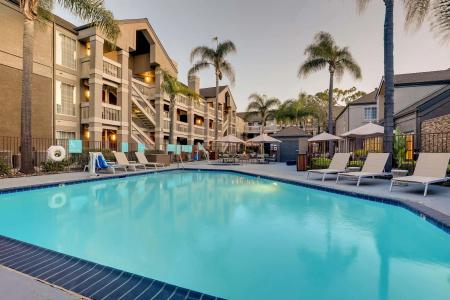 Staybridge Suites - 49