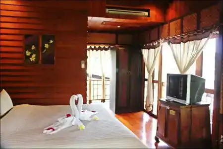 Pai Vimaan - 37