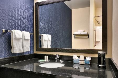 Fairfield Inn & Suites by Marriott Central - 45