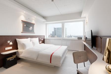 Ruby Luna Dusseldorf - 25