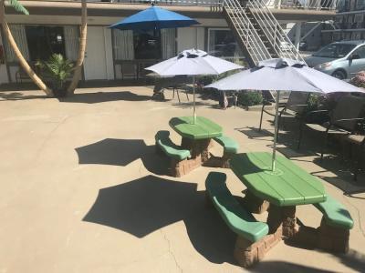 Pyramid Resort - 17