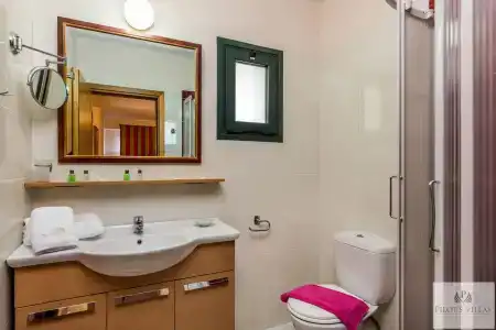 Pilot's Villas Luxury Suites - 15
