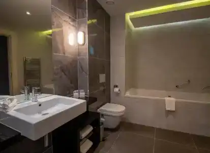 Fota Island and Spa - 12