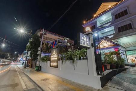 20th Street Wat Bo - 20
