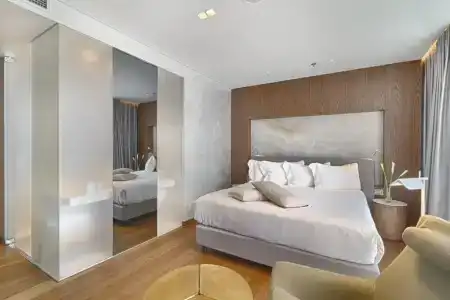 Maritim Plaza Tirana - 53