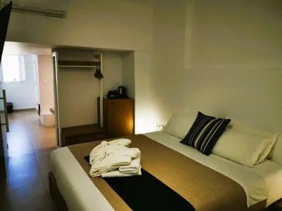 Muses Cycladic Suites - 112