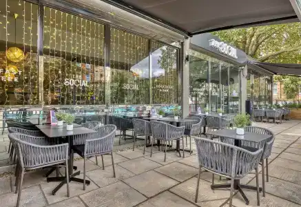 Premier Inn Hampstead - 27