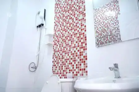 The Hat Trick Hostel - 8