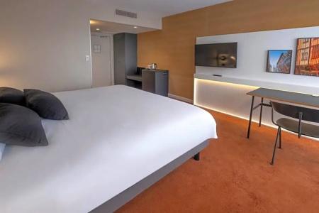 Mercure Rouen Centre Champ de Mars - 79