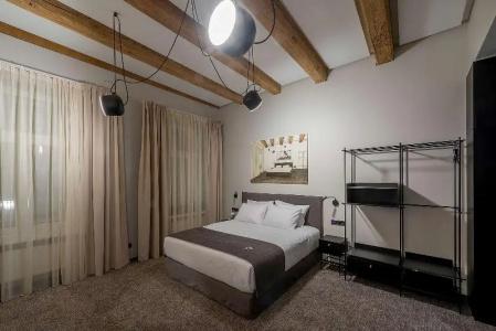 Artagonist Art - 32