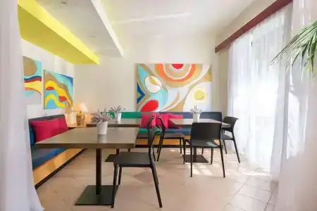 Mariette Rhodes Urban Suites - Adult Only - 10