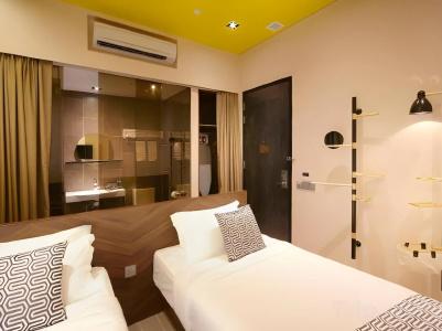 Yan (SG Clean, Staycation Approved) - 4