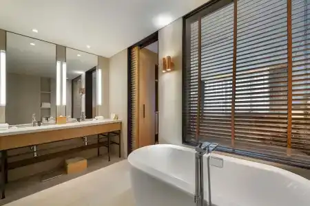 Shilla Monogram Quangnam Danang - 114