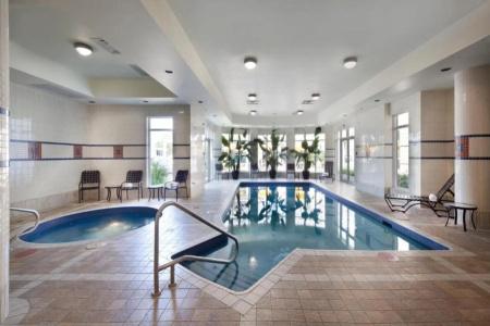 Hilton Garden Inn Montreal Airport - 14