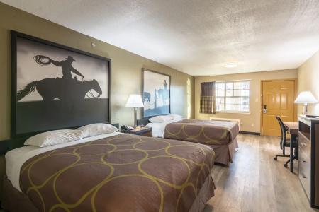 Super 8 by Wyndham Dallas East - 15