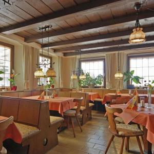 Adler & Gasthaus - 30