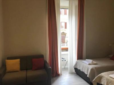 The Roman Empire Guesthouse - 73