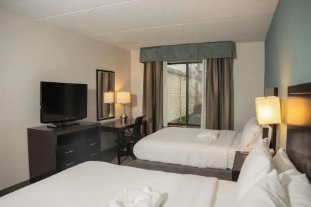 Holiday Inn Express & Suites-Summit Township, an IHG - 41