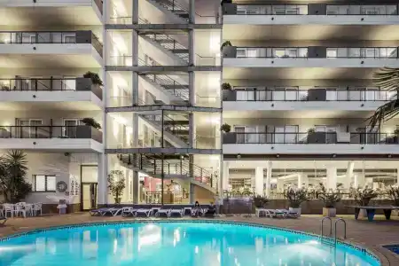 Aqua Promenade - 13