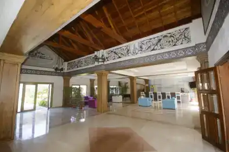 Tiana Beach Resort - 9