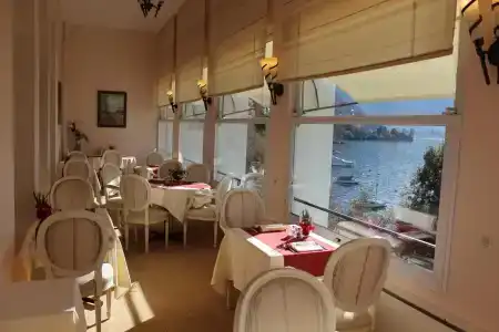 Hôtel du Grand Lac Excelsior - 22