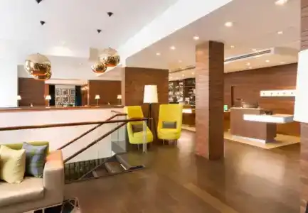 Courtyard by Marriott Edinburgh - 1
