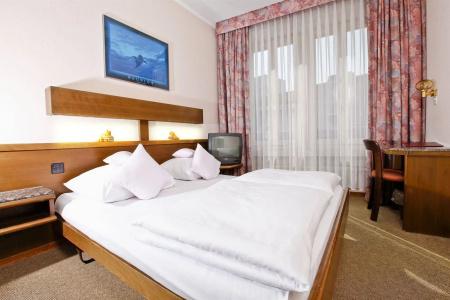 Roesli Guest House - 27