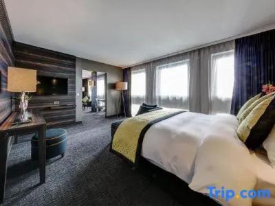 Best Western Premier Beaulac - 168