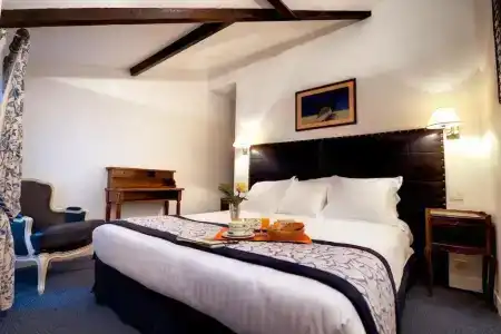 Relais Hôtel du Vieux Paris - 33