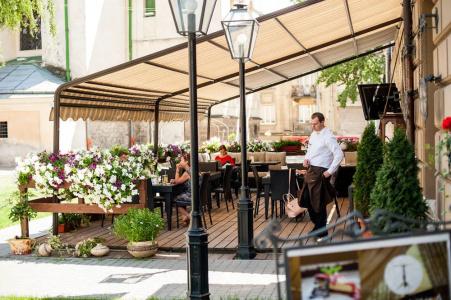 Saint Feder Boutique - 27