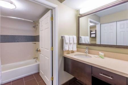 Sonesta Es Suites Baton Rouge - 23