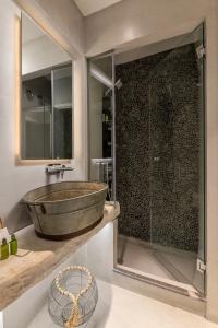 Elakati Luxury Boutique - Adults Only - 92