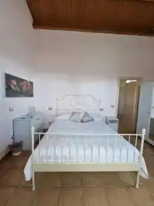 Insolent Inn - 13