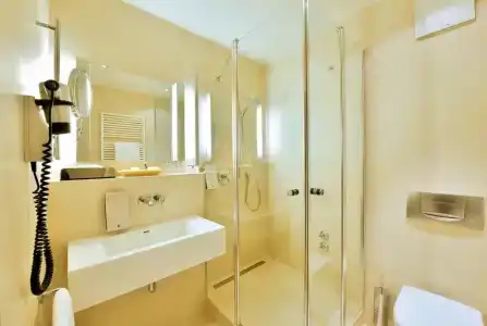 Best Western Premier Victoria - 35