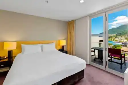 Scenic Suites - 52