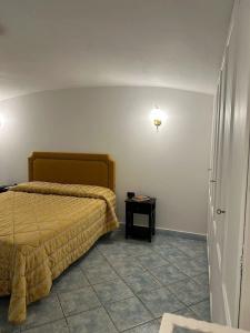 La Scalinata di Chiaia - 25
