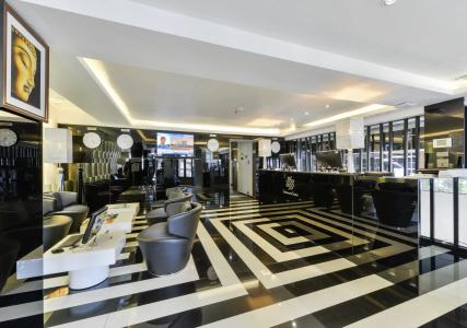 Sukhumvit Suites - 9