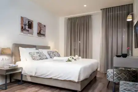 Urban Nest - Suites & - 33
