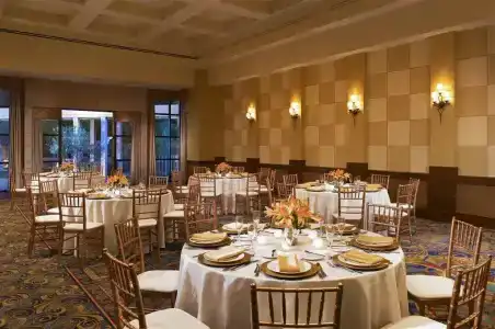 Sheraton Phoenix Crescent - 41