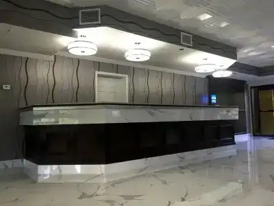 Holiday Inn & Suites - North - 20