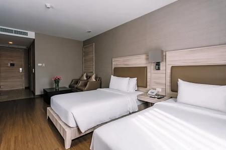 Adelphi Suites Bangkok - Sha Extra Plus - 37
