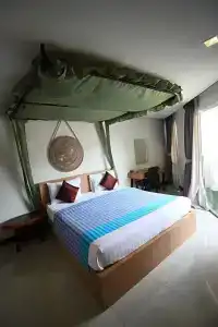 Nakorn De Hip - 57